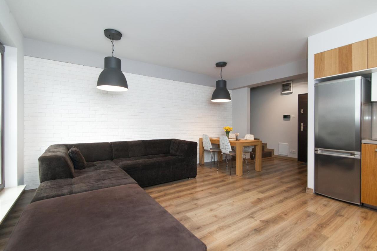 Great Apartament Mlynowa Apartment เบียวิสตอก ภายนอก รูปภาพ