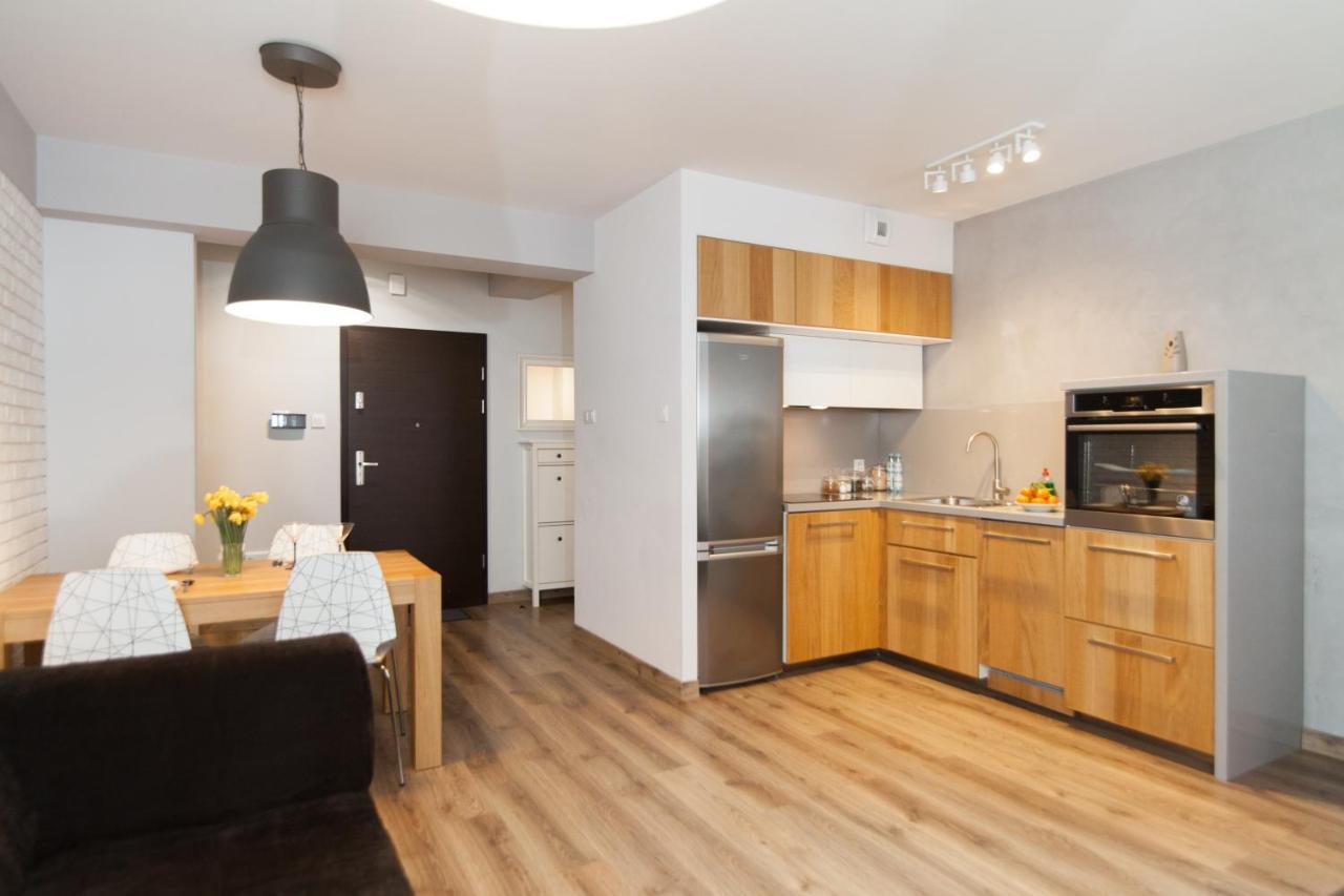 Great Apartament Mlynowa Apartment เบียวิสตอก ภายนอก รูปภาพ